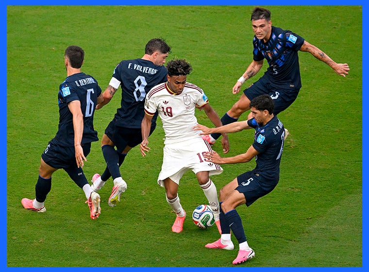 Imagen del partido ante Uruguay