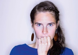 «A los medios les fascinó la idea de un juego sexual entre dos mujeres que se descontroló»