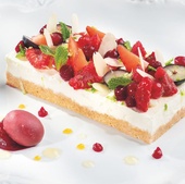 Presa ibérica, apionabo y frambuesas