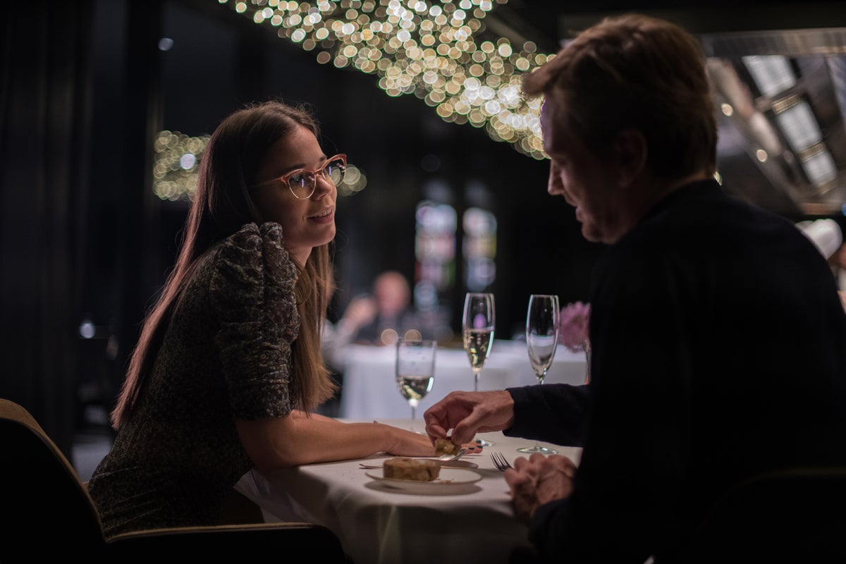 Laia Costa y Guillermo Pfening es una secuencia de la serie Foodie love. |