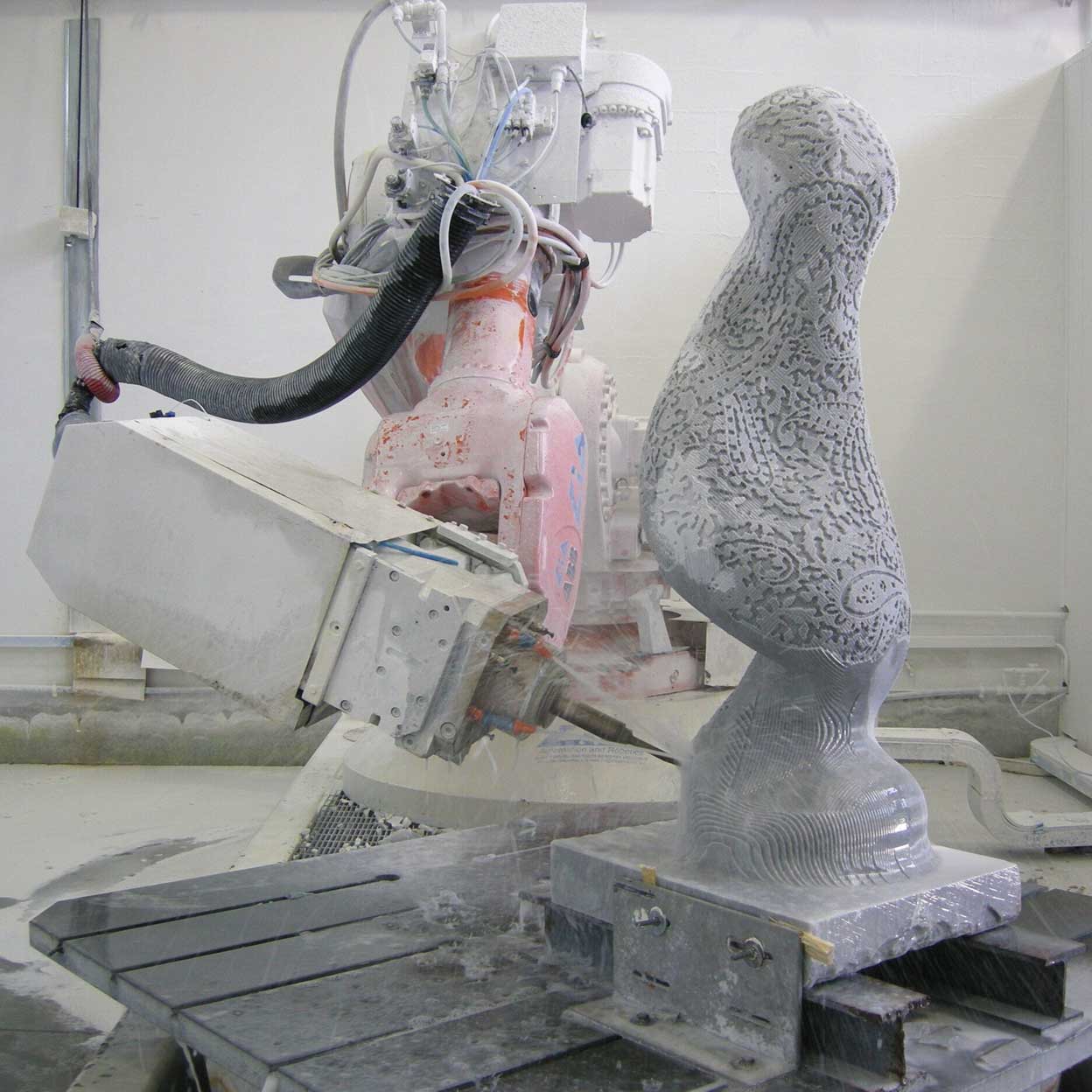 Las esculturas realizadas en Digital Stone —una 'academia' con sede en la Toscana— son comenzadas por robots y terminadas por artistas.