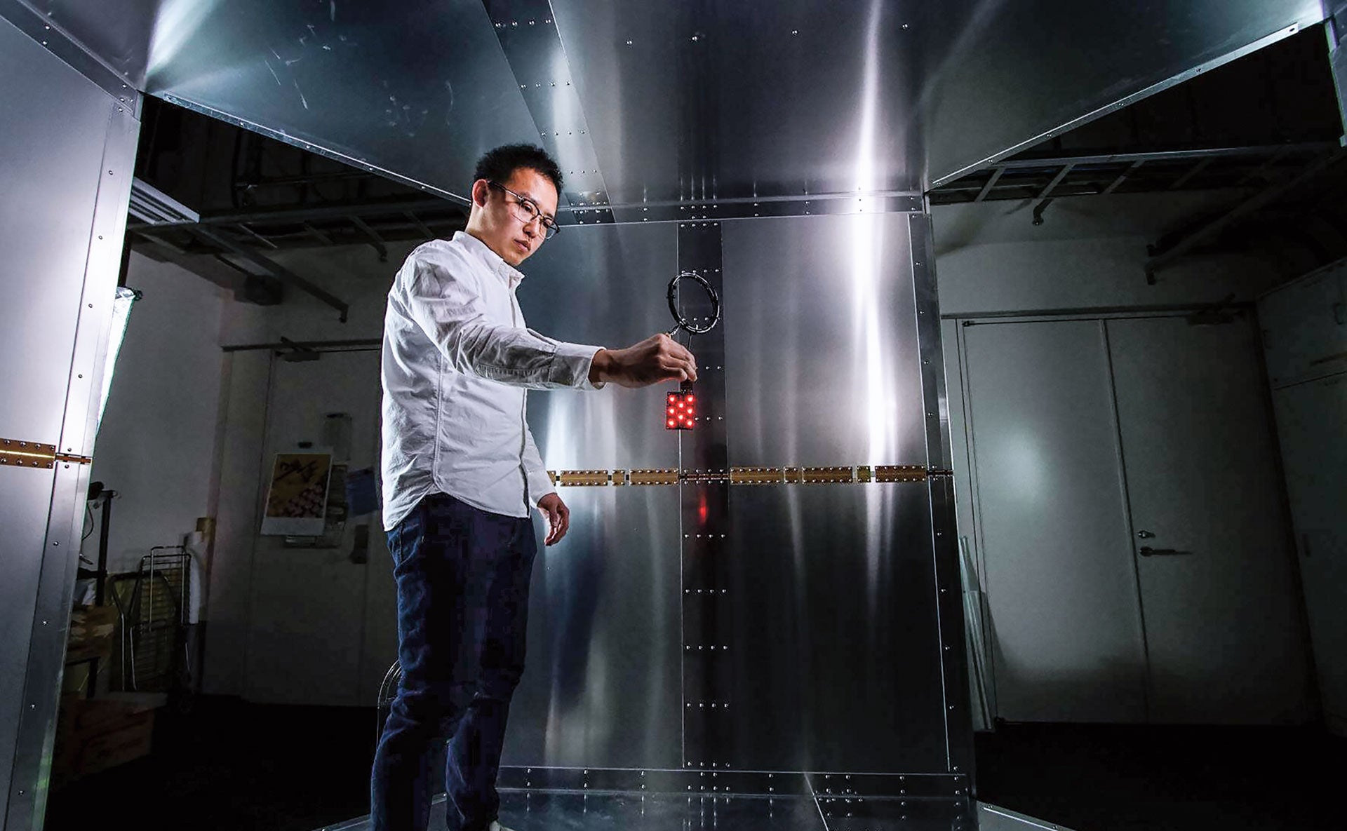 Adiós a los cables. Los móviles ya se cargan solos