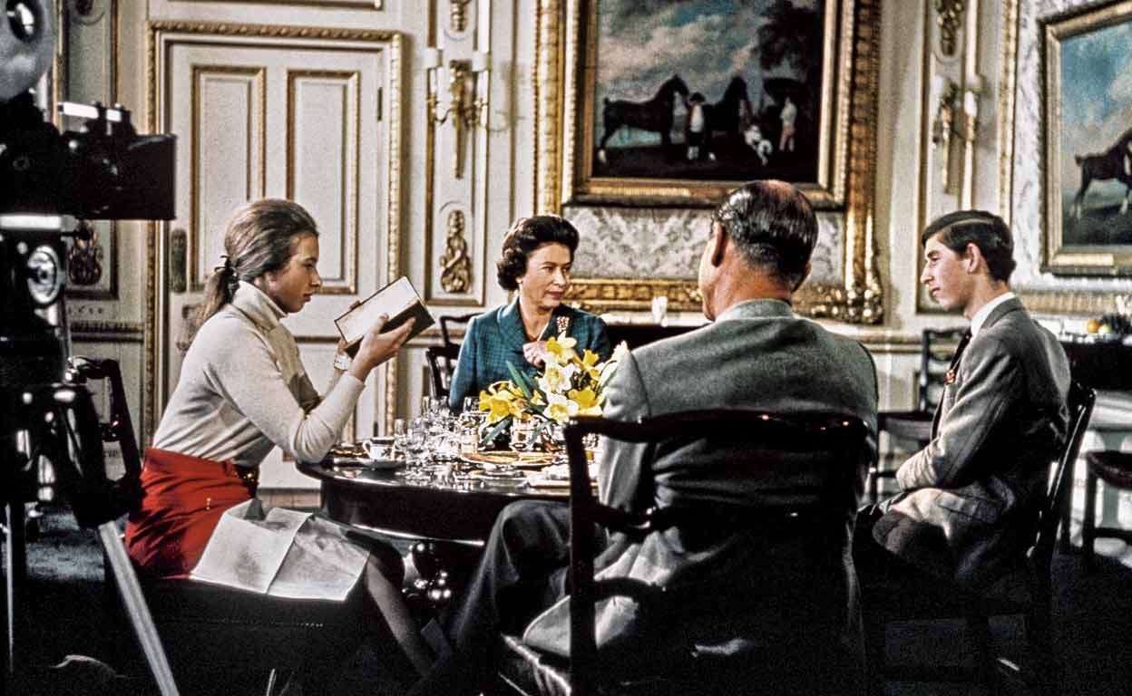 70 años en el trono: intimidad, escándalos, alta política y traición