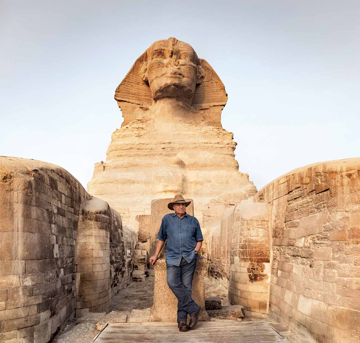 «Británicos y alemanes son unos ladrones. ¡Nos tienen que devolver la piedra Rosetta y a Nefertiti!»