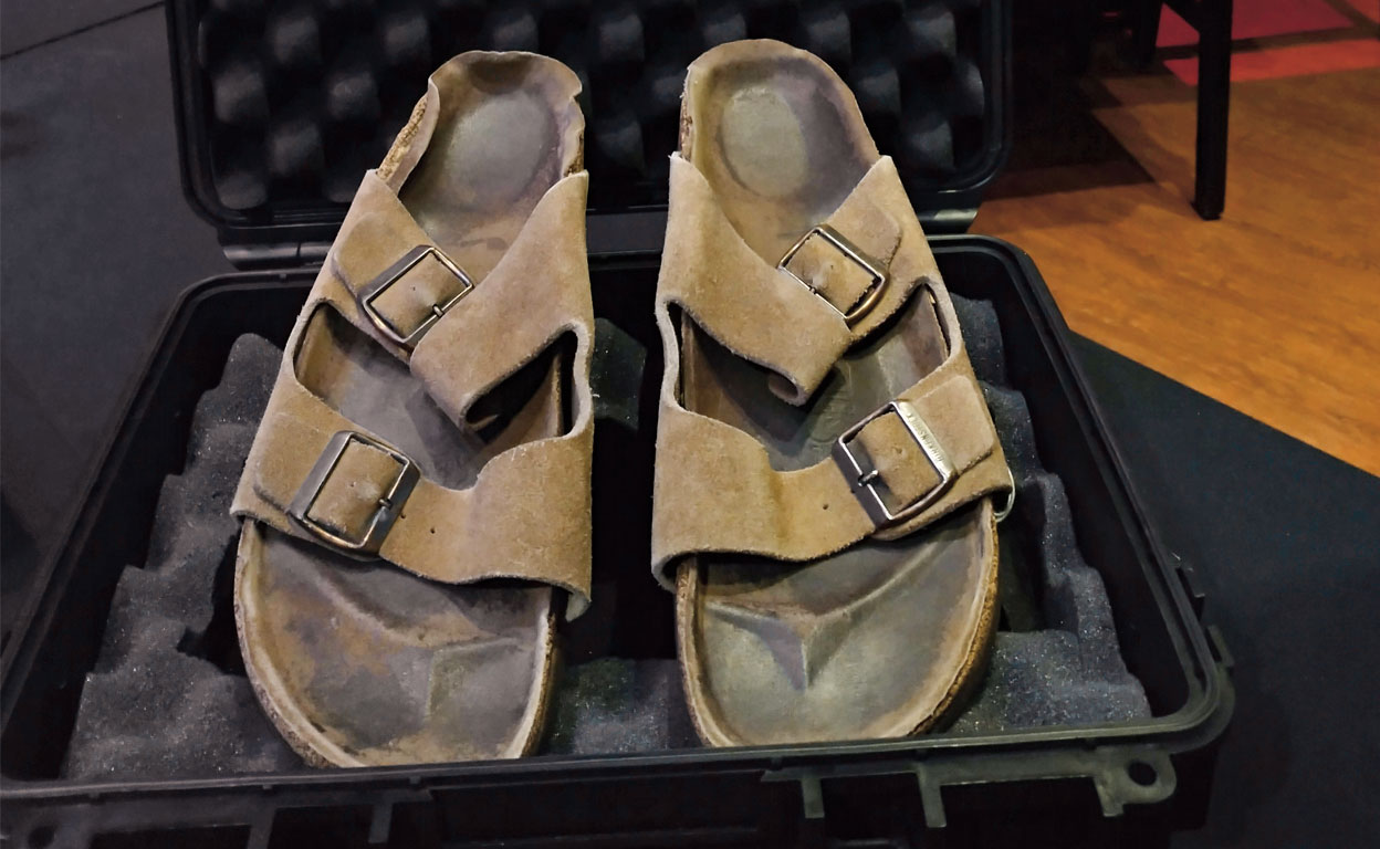 Las sandalias de Steve Jobs convertidas en reliquia... de lujo