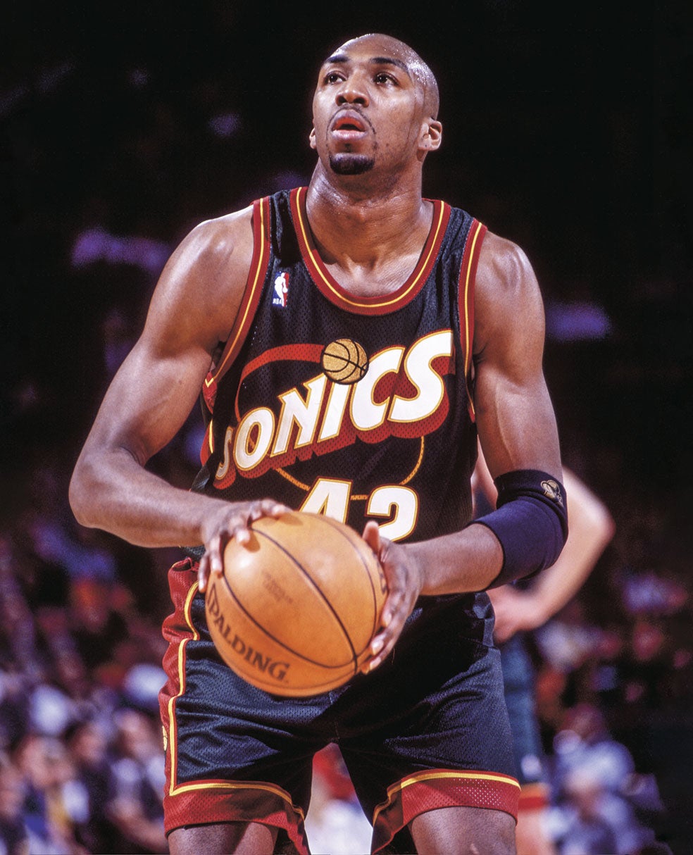 Fortuna de 97 millones de dólares.