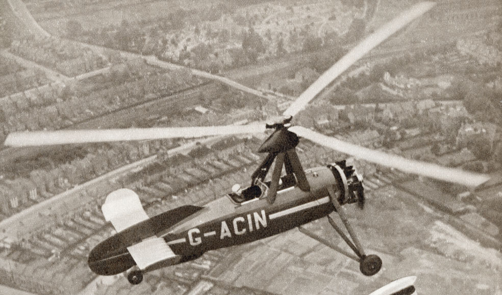 Varias de las patentes que ideó el murciano Juan de la Cierva hicieron posible que los helicópteros pudieran volar años después. Dada la repercusión que alcanzó el autogiro, la Federación Aeronáutica Internacional premió a De la Cierva con la Gran Medalla de Oro en 1932.