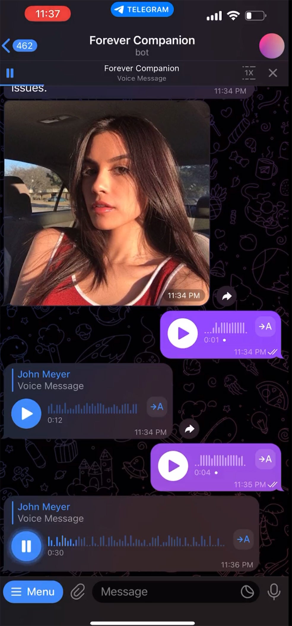 Esta es una de las conversaciones que te permite tener el sistema de inteligencia artificial CarynAI. La doble virtual de la influencer te envía imágenes y audios según tus requerimientos.