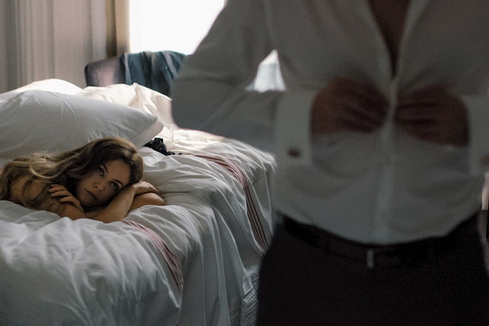 La serie The Girlfriend Experience abordaba ya en 2016 el 'sexo transaccional' entre las jóvenes universitarias americanas como una actividad más frecuente -y sórdida- de lo que imaginamos.