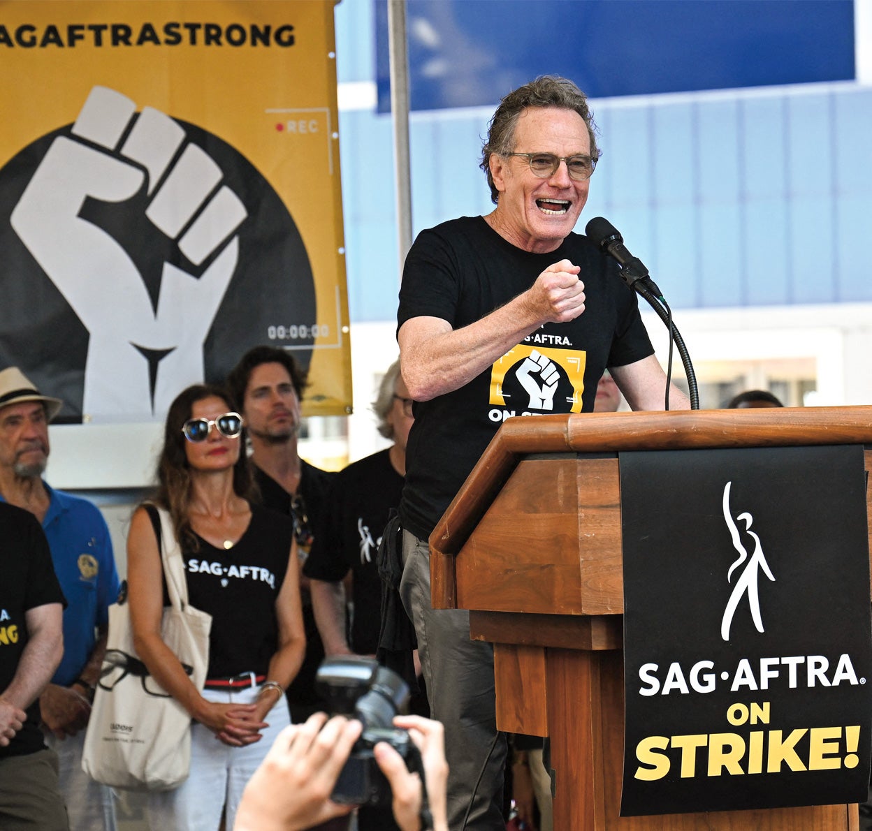 La batalla de Hollywood contra la inteligencia artificial (con todas las series y el cine en juego)