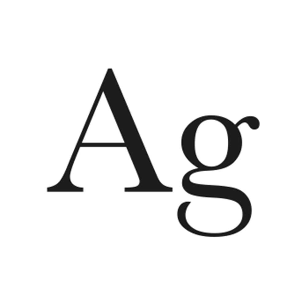 Imagen - 1757. Baskerville: Letras que ciegan. Su aparición causó controversia, aunque pronto fue adoptada por los científicos. John Baskerville, su creador, recibía cartas indignadas: «Está cegando a los lectores de la nación; porque los trazos, tan finos y estrechos, dañan el ojo», se quejaba un remitente.