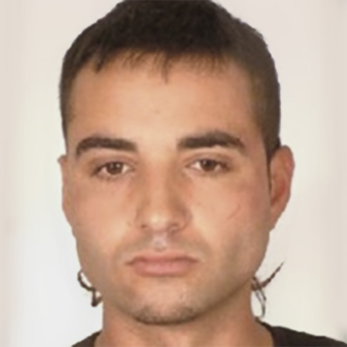 Imagen - Por 200 euros: Ramón Saavedra acudió a la casa de su jefe a reclamarle 200 euros y este acabó asesinado. El fugitivo, de 39 años, posee habilidad para la fuga y responde de forma agresiva ante situaciones de estrés. Mide 1,65 metros y tiene el pelo moreno.