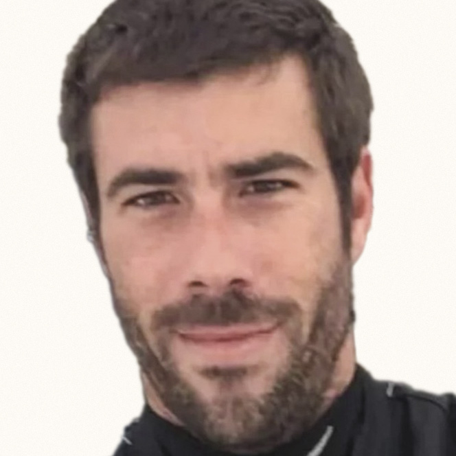 Imagen - Matar a tus hijas: Tomás Gimeno es acusado de asesinar a sus hijas, Anna y Olivia, de 1 y 6 años, en 2021 en Tenerife. Desapareció con ambas el 27 de abril y, hasta hoy, solo se ha hallado el cuerpo de Olivia, en el fondo del mar. Interpol emitió una notificación roja contra él.