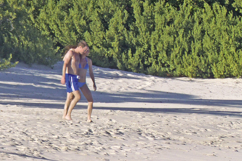 Los duques de Cambridge veranean con frecuencia en la isla Mustique. Este destino es especial para ellos ya que fue el lugar escogido para su pedida de matrimonio.
