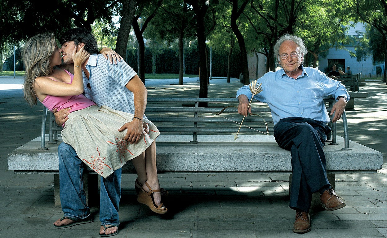 «El amor es puro instinto de supervivencia. Ningún organismo, ni la célula, intenta sobrevivir solo»