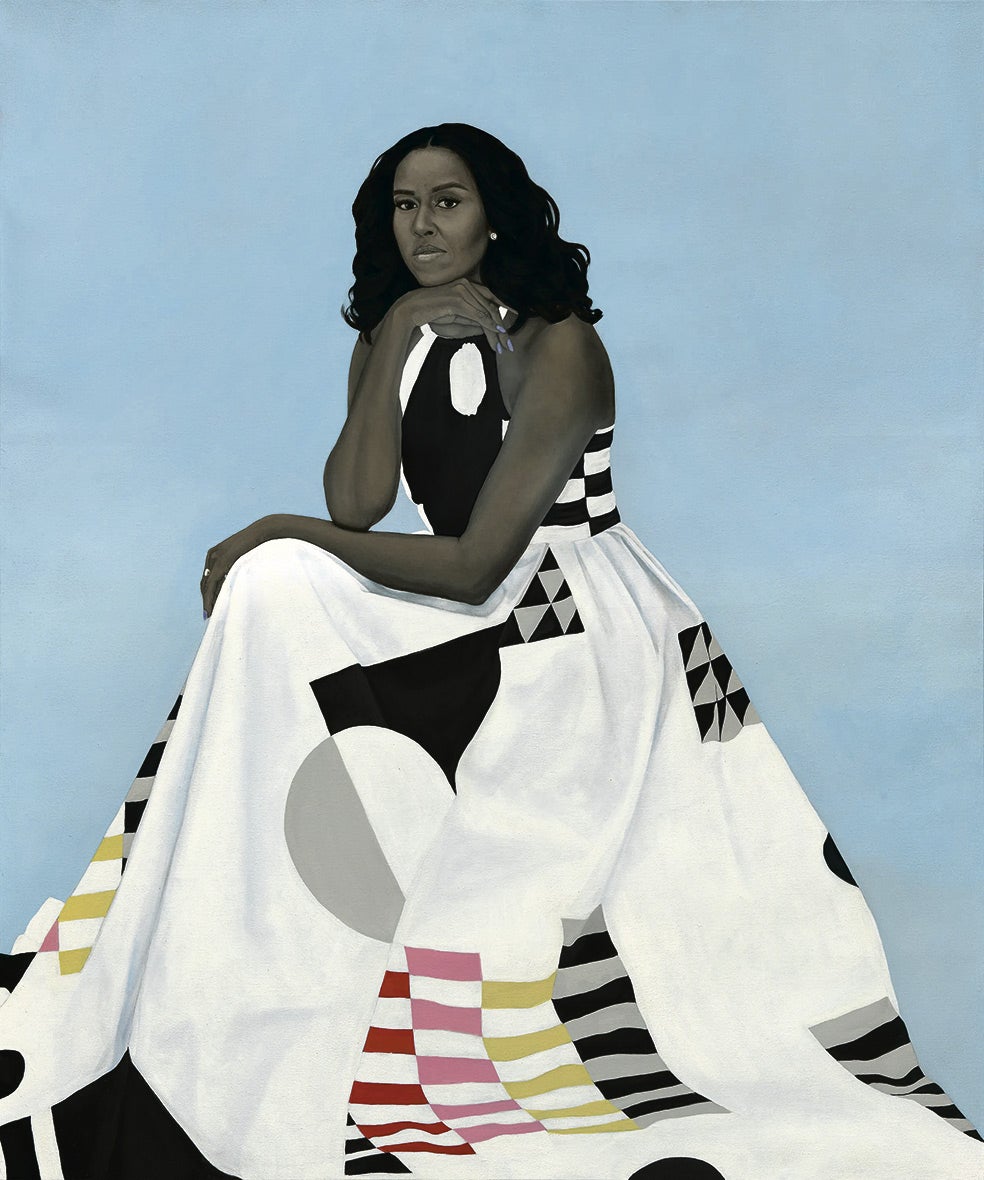 El retrato de Michelle Obama pintado por Amy Sherald se exhibe en la Galería Nacional de Washington. Rodeada de todos los héroes del país, Michelle atrae a más espectadores que la mayoría de los presidentes y su retrato ha disparado las visitas a esta pinacoteca.