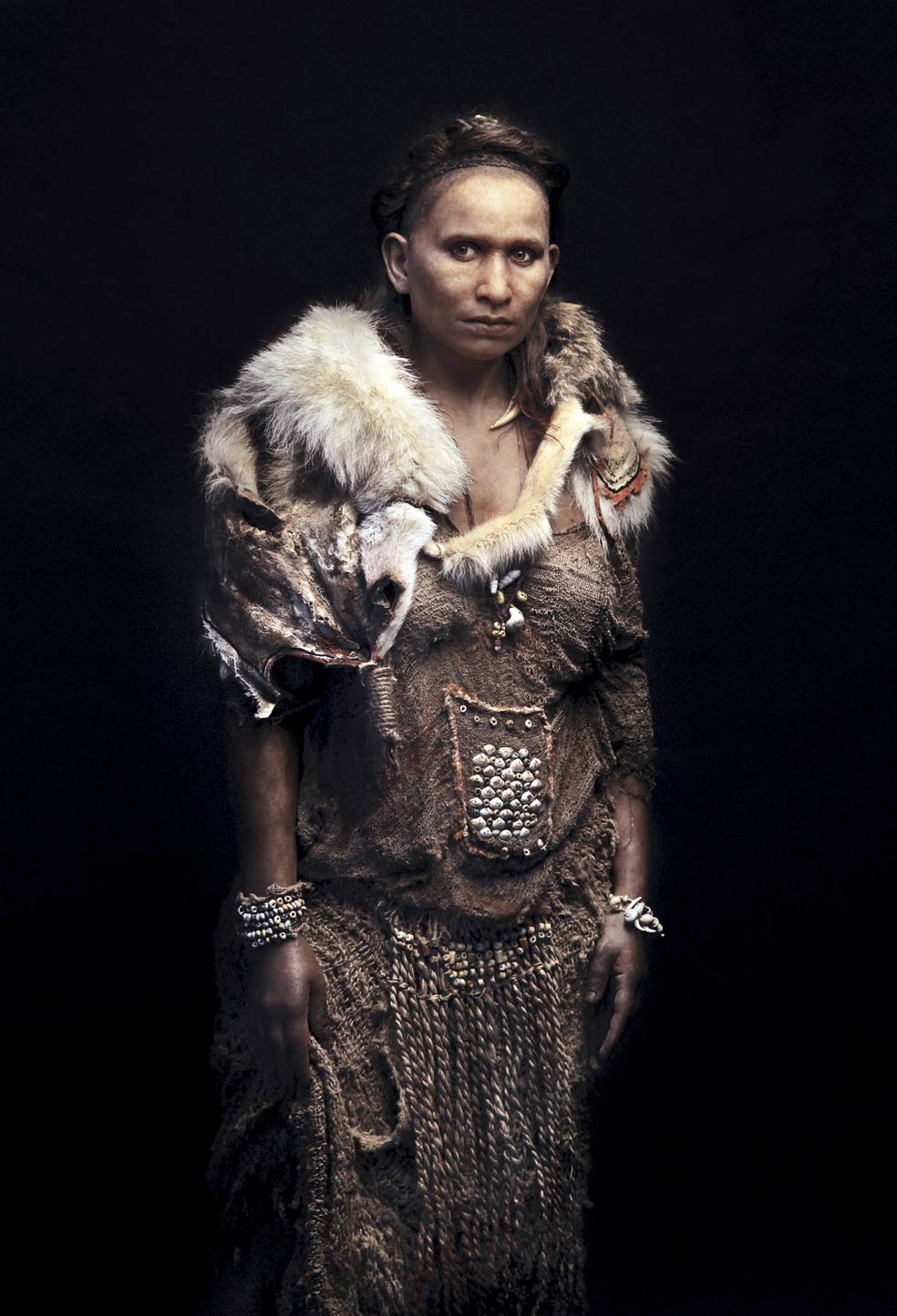 Así nos imaginamos a partir de estudios y restos materiales cómo sería una mujer de la especie Homo sapiens.