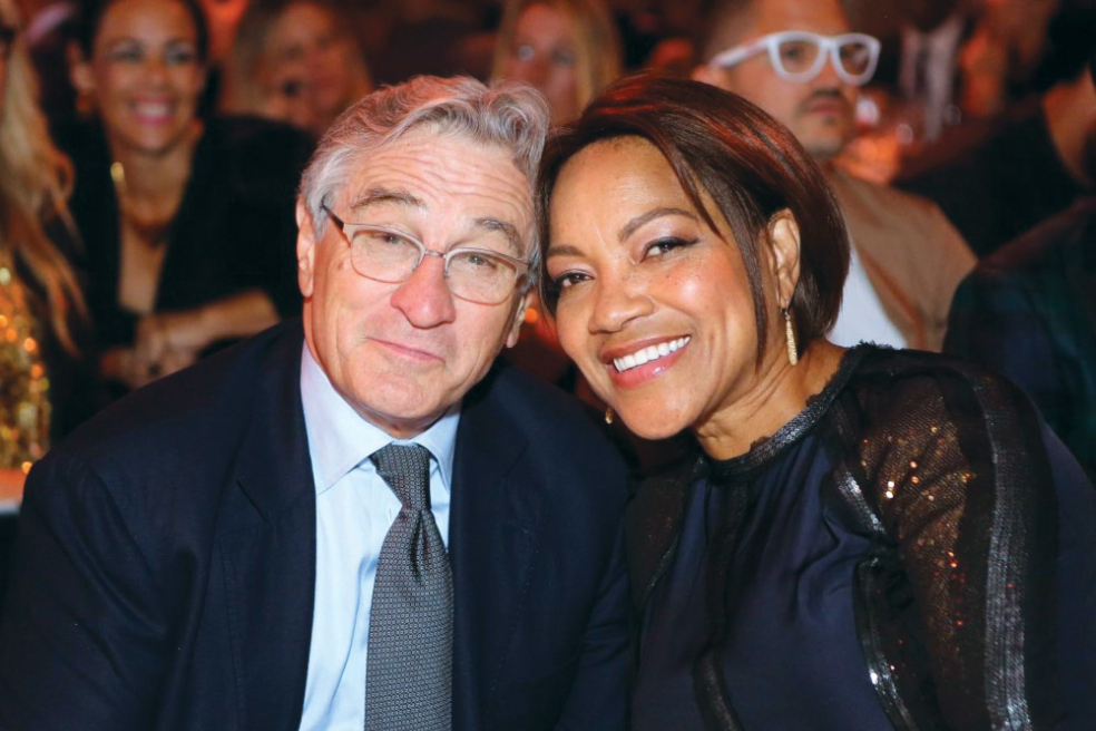 Imagen principal - Los amores de De Niro. La relación más larga de De Niro fue con su segunda esposa (arriba), la actriz Grace Hightower, 20 años de relación intensa... e intermitente. Su primera mujer (abajo, a la derecha) fue la actriz Dianne Abbott, a la que conoció rodando Taxi driver. En los años 90, entre una y otra esposa, mantuvo una relación con la modelo Naomi Campbell (a la izquierda). Ella dice que él fue el amor de su vida.
