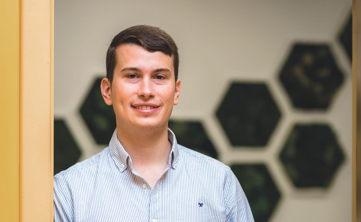 Manuel Carranza, informático: «Para acertar con la gestión de la red eléctrica, la capacidad de anticipación es crítica. Y con el cambio climático lo será aún más»